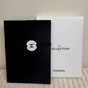 CHANEL NWT Black and White La Collection Notebook GWP item
